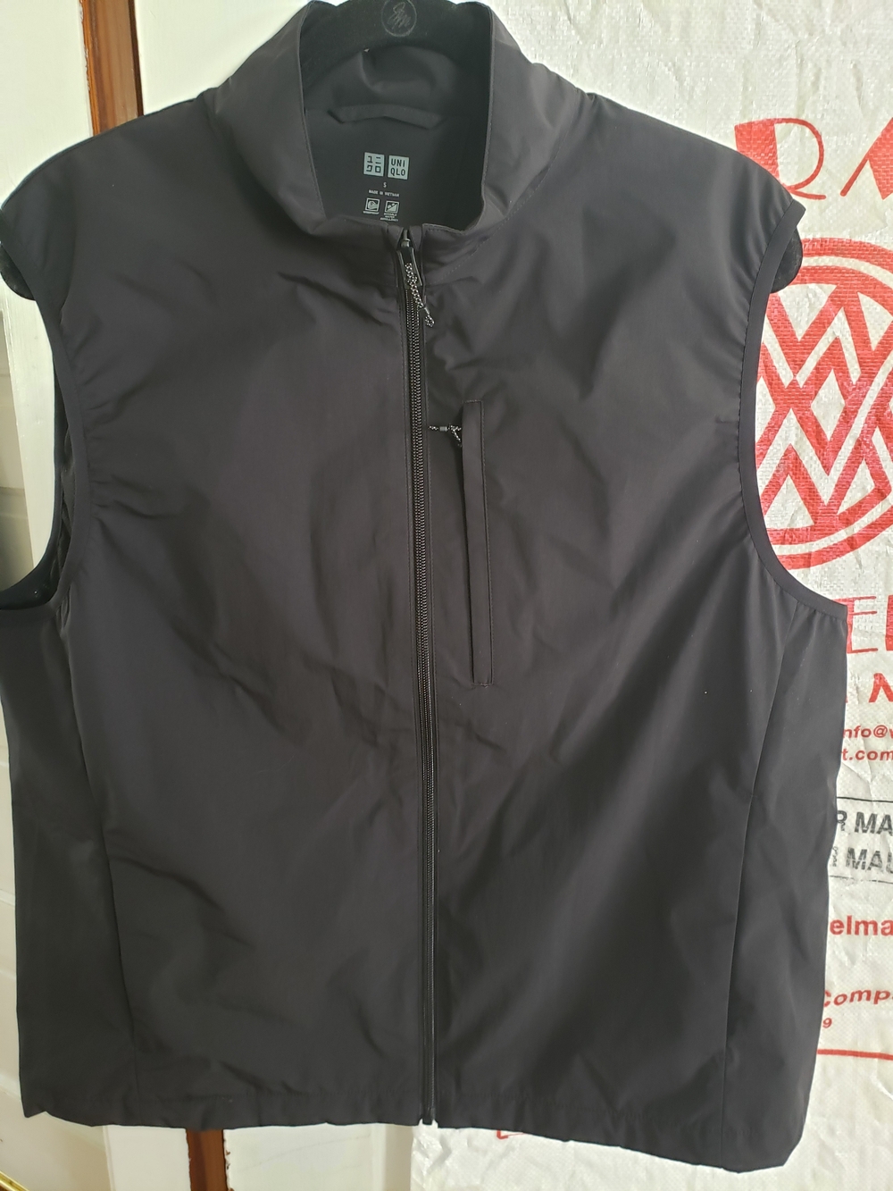 Uniqlo Mens Windproof Vest